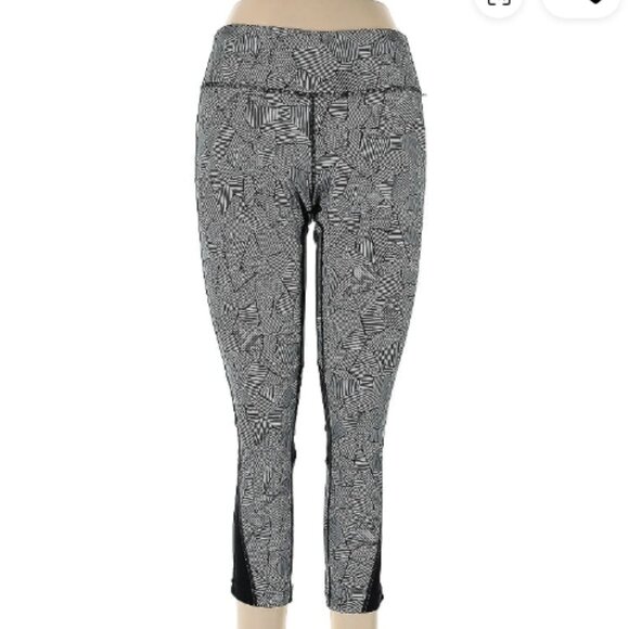 DRI-FIT Nike Running Size M Active black and white print design pants - Picture 1 of 3